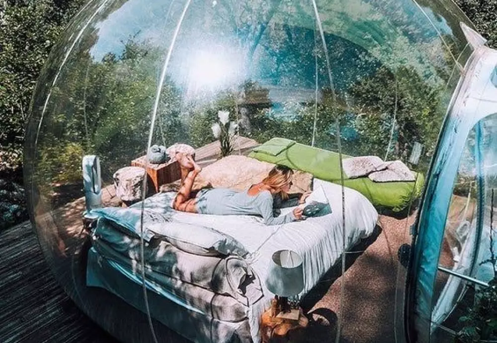 romantic bubble tent